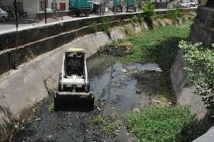 Cleaning process of linking canals commenced