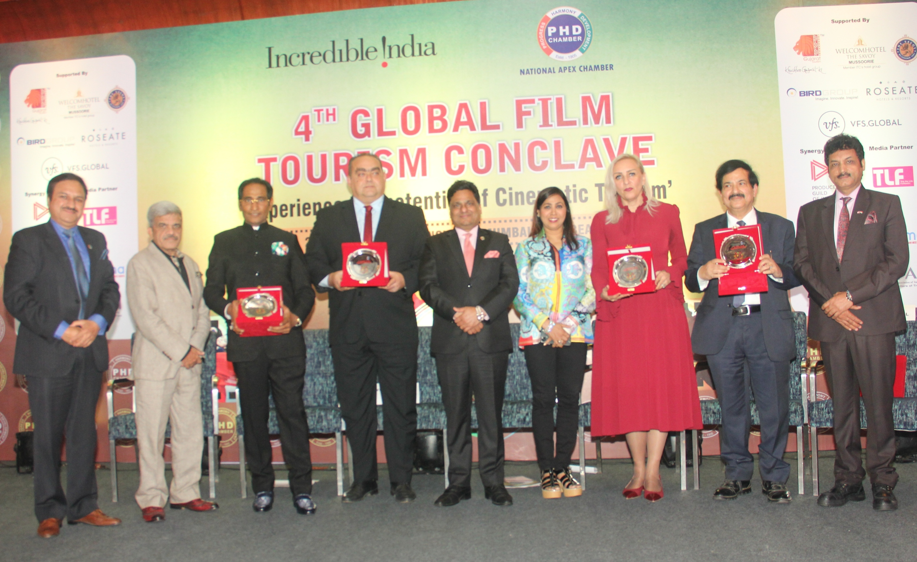 Synergy between Production Houses, Film Commissions and State Tourism Boards, essential for promoting Film Tourism: PHDCCI   