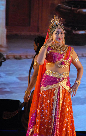 Dream Girl Hema Malini Mesmerises Jaipurites Dream Girl Hema Malini Mesmerises Jaipurites