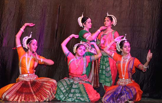 Maharashtra Mandal's Sarvjanik Ganeshotsav showcases many Cultural Events
