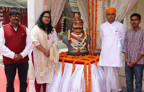 ASMITA gave message of protecting the women’s dignity in any situation ASMITA gave message of protecting the women’s dignity in any situation