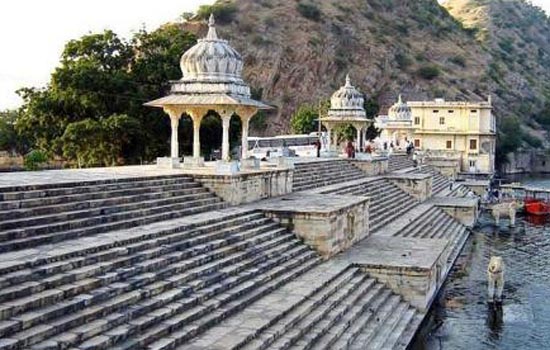 PICNIC SPOTS IN AND AROUND UDAIPUR