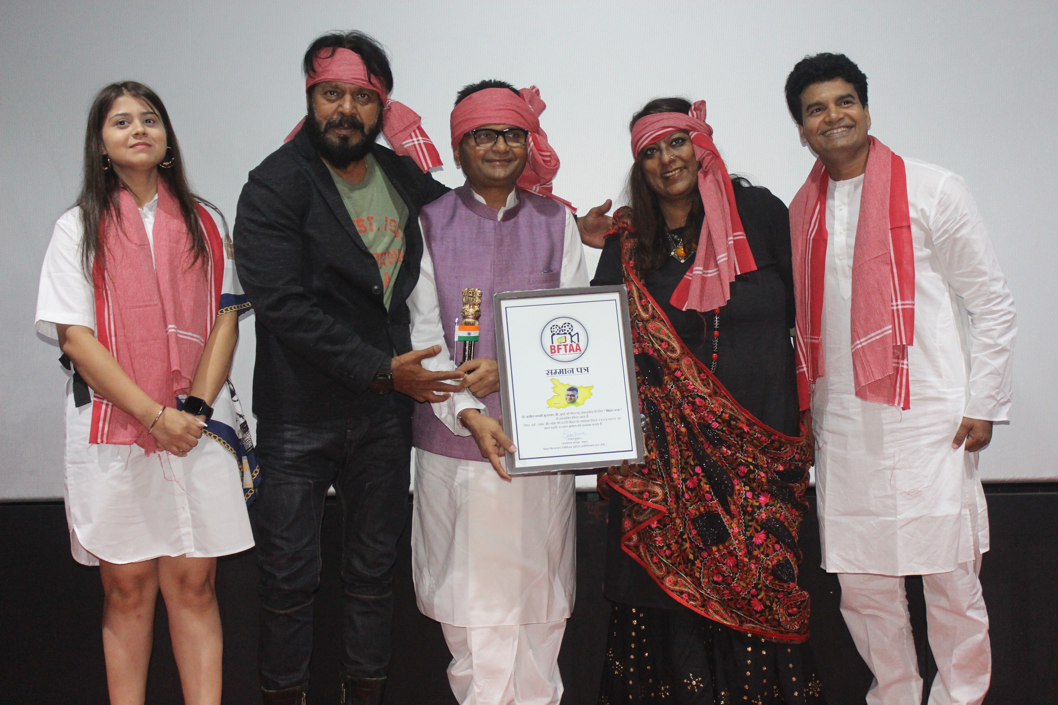 Dr Aneel Kashi Murarka bestowed with Bihar Ratna Award