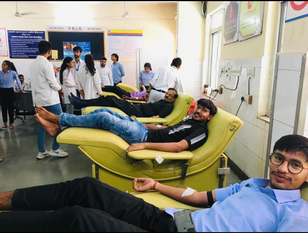 M.P.U.A.T. Celebrated Red Cross Day by donating blood and taking out a rally