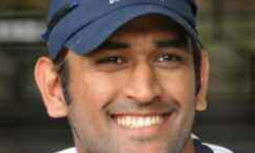 DHONI BECOMES FATHER TO A BABy GIRL