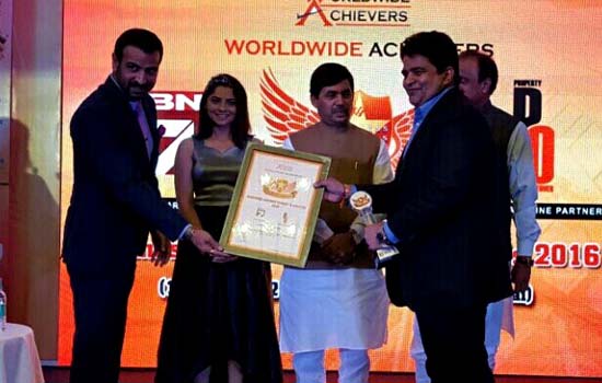 Sanjeev Gupta won Award for 'Best Outdoor Advertising Agency Company