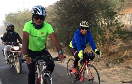 City Duo To Pedal From Gujarat To New Delhi To Launch 'Zero Waste' Crusade; To Cover 1020 Km In 11 Days