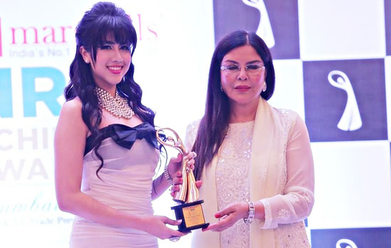 Alfeeya Wins NRI Achievers Award for Best Debutant Actress for Jihad movie!