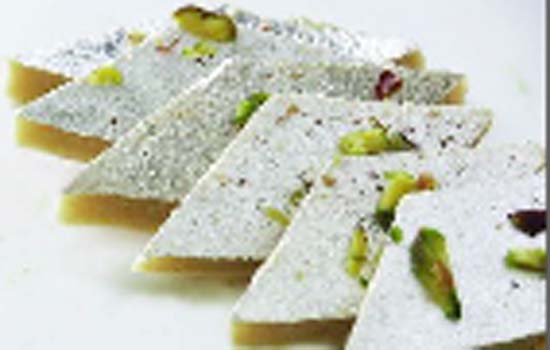 Kaju Pista Badam Kesar Burfi Kaju Pista Badam Kesar Burfi