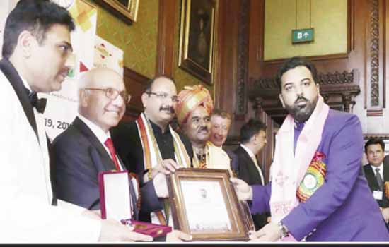 Lakshyaraj Singh Mewar of Udaipur bestowed with 7th Bharat Gaurav Award